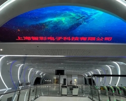 智彩科技打造超炫夢(mèng)幻成都地鐵機(jī)車(chē)廠站LED天幕屏